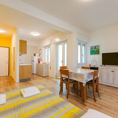 Casa Letizia - 10 Min From & Free Parking Apartamento Veneza